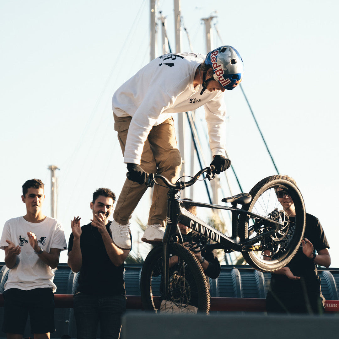 Stamp Street Fabio Flat Shoes - White/Gum | Crankbrothers EU